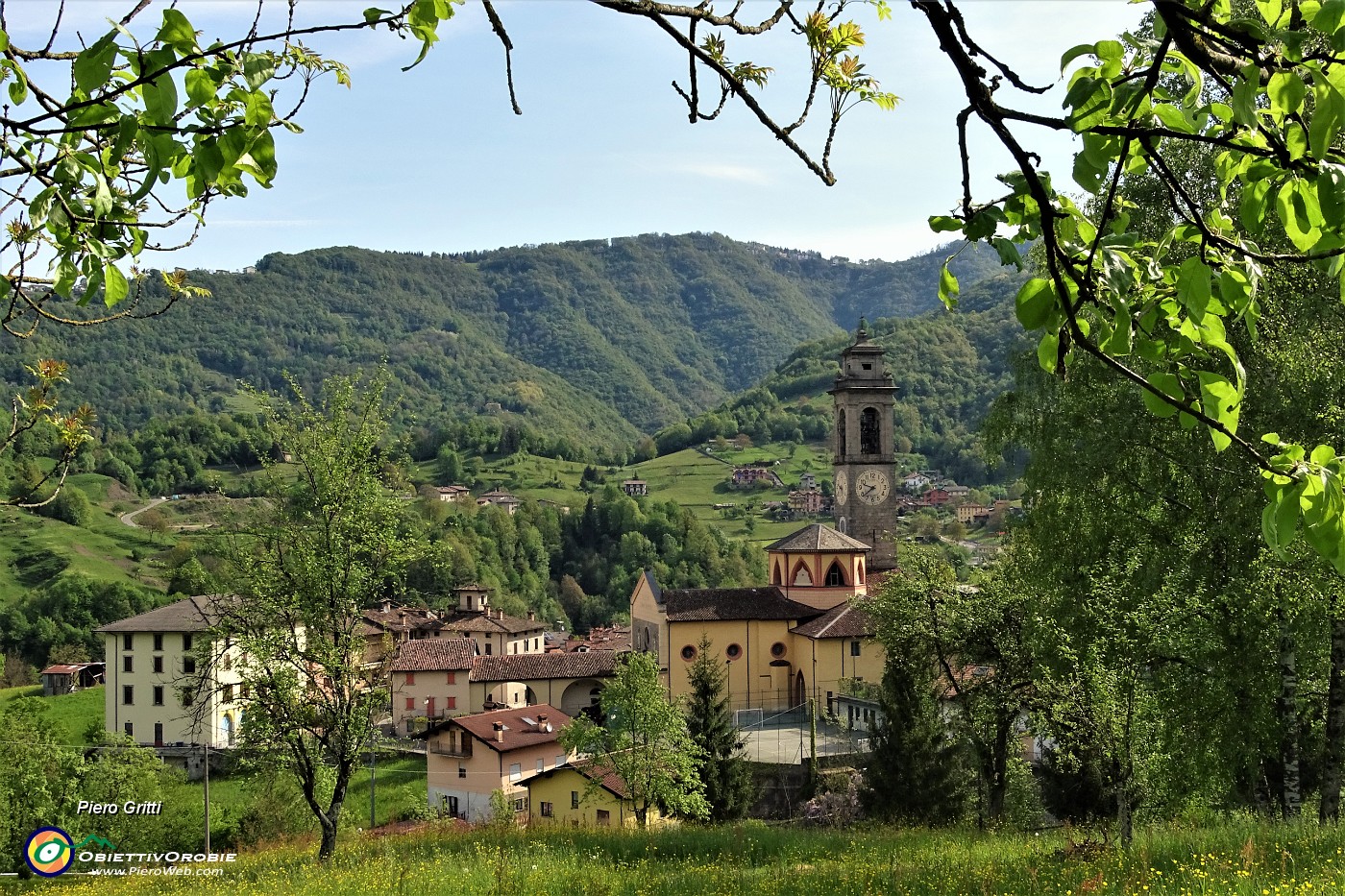 39 Vista sulla Chiesa di Poscante.JPG